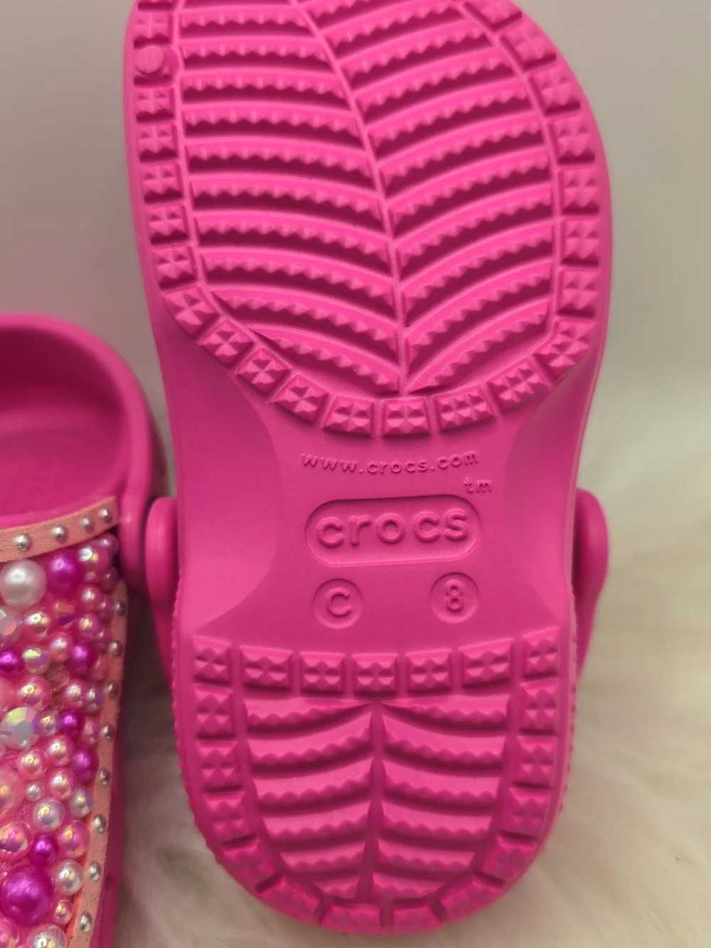 CROCS bright pink